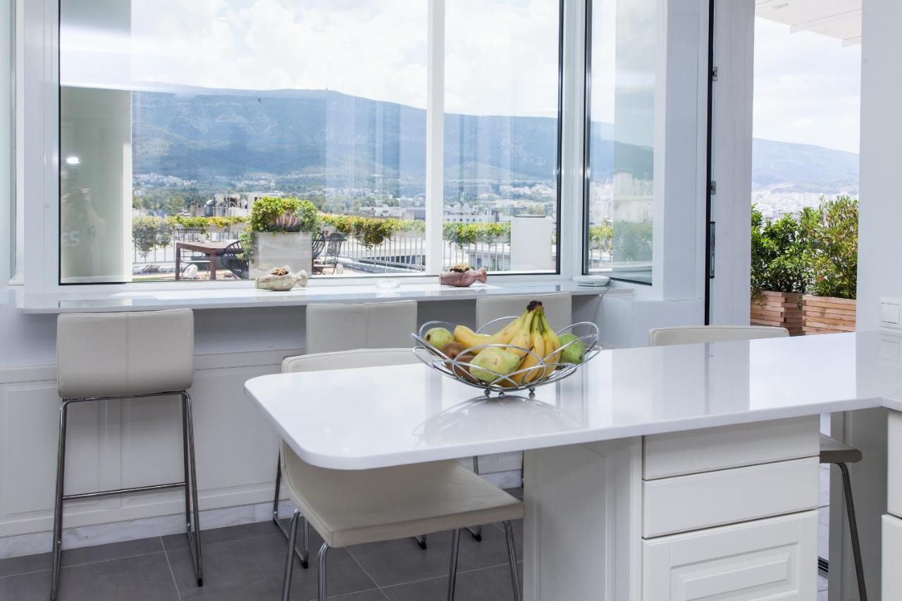 Gorgeous Penthouse With Private Jacuzzi And Amazing View! Leilighet Athen Eksteriør bilde