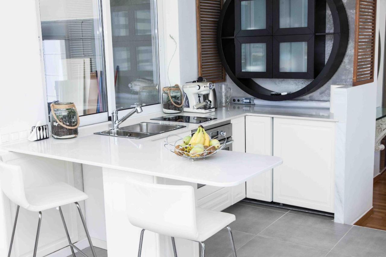 Gorgeous Penthouse With Private Jacuzzi And Amazing View! Leilighet Athen Eksteriør bilde