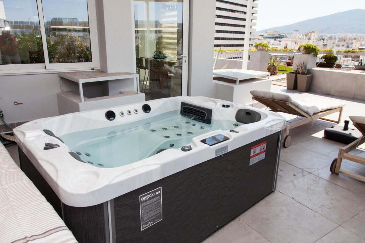 Gorgeous Penthouse With Private Jacuzzi And Amazing View! Leilighet Athen Eksteriør bilde